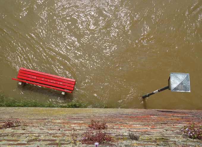 Umzug Zwischenlagerung wegen Wasserschaden